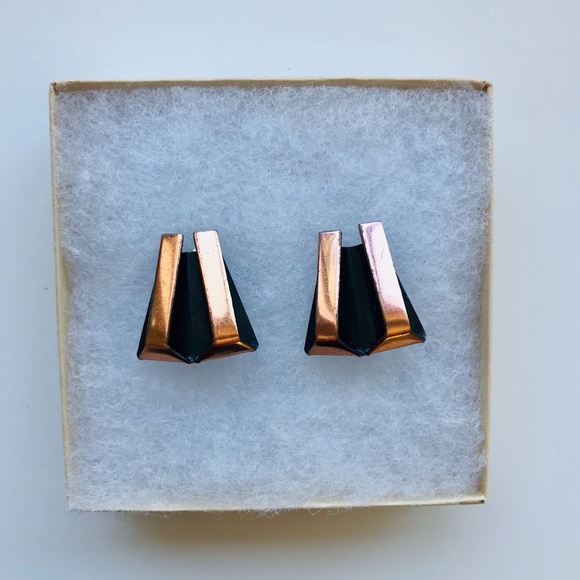 Vintage Geometric Clip-On Earrings - Picture 1 of 3